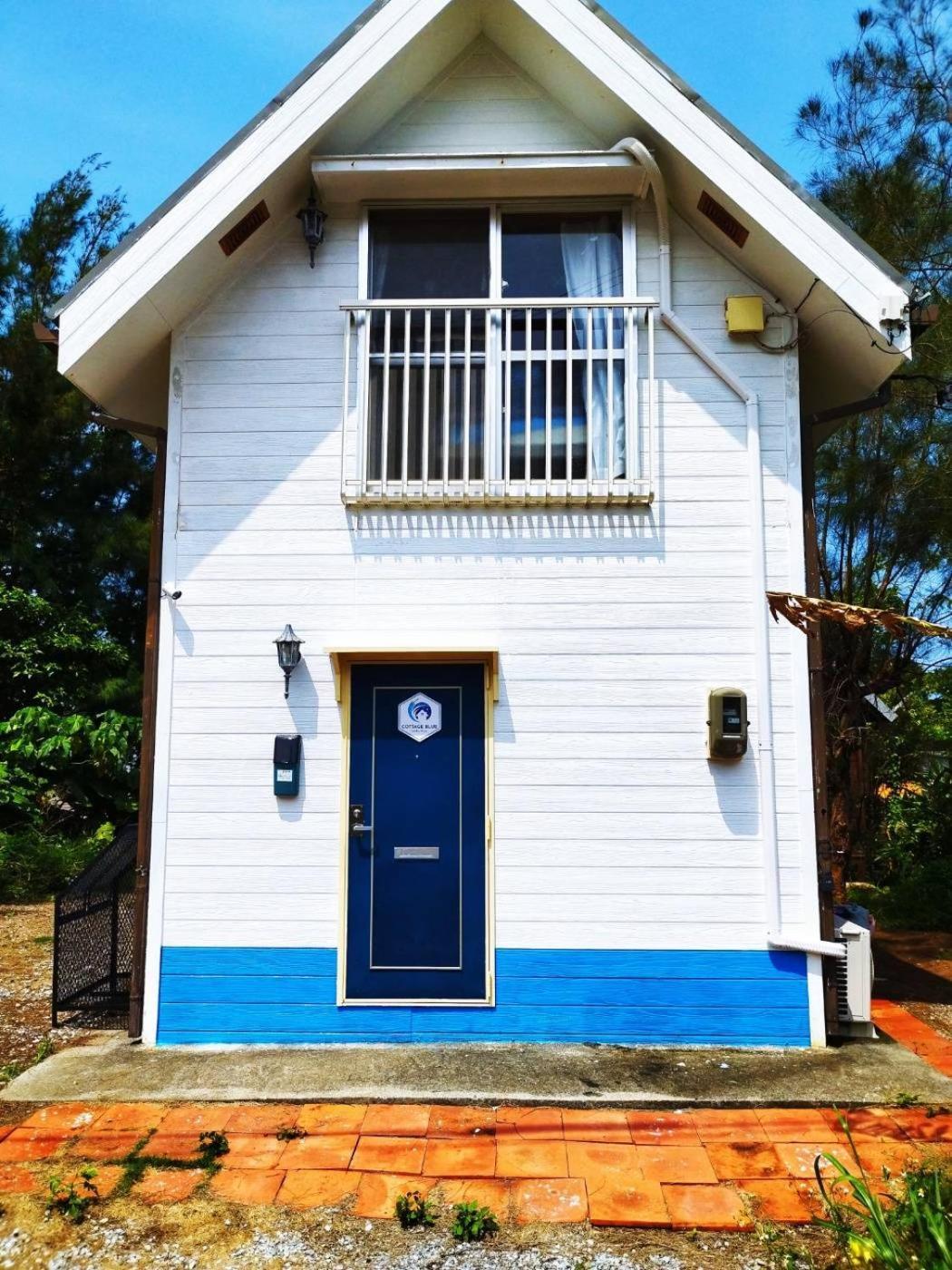 Cottage Blue Onna Exteriér fotografie